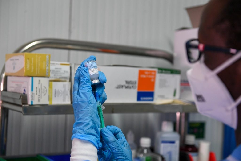 STAT+: HHS announces new efforts to speed up, expand clinical trials with AI